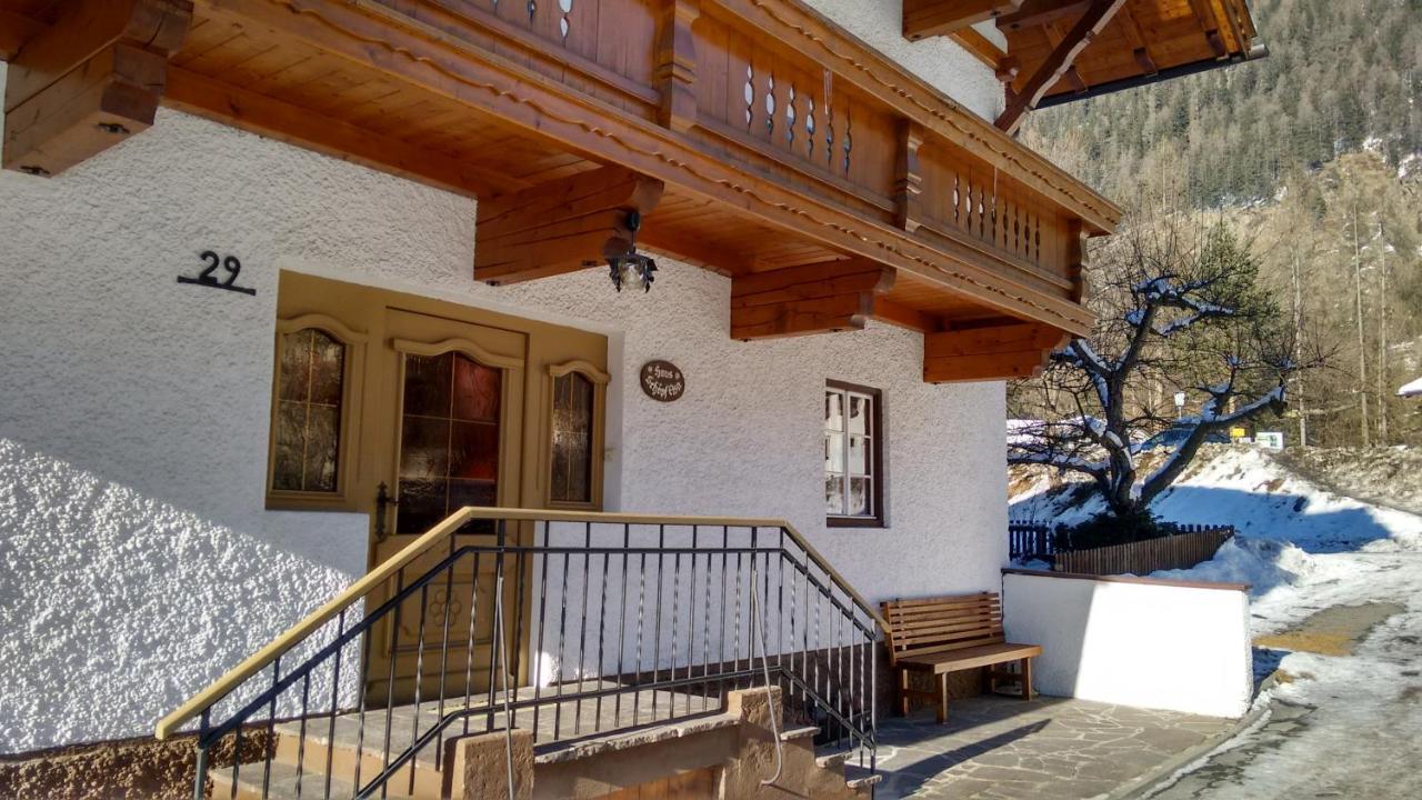 Gaestehaus Schoepf Elsa Langenfeld Bagian luar foto