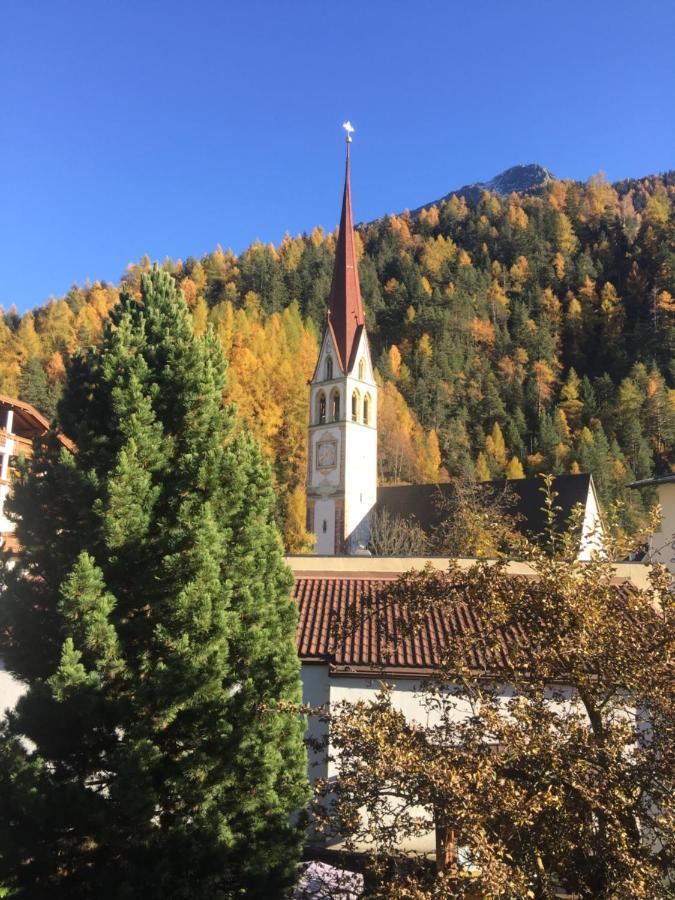 Gaestehaus Schoepf Elsa Langenfeld Bagian luar foto
